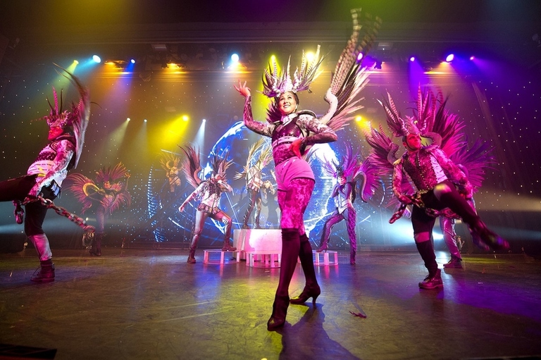 Onboard entertainment & activities P&O Cruises